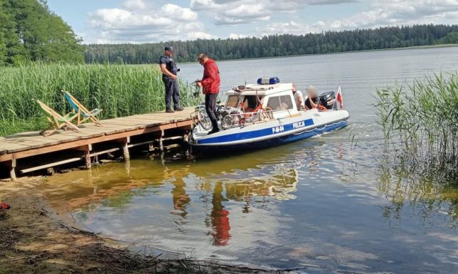 15-latek zagubił się w bagnistym terenie nad Czarną Hańczą Do zdarzenia doszło w miejscowości Cimochowizna