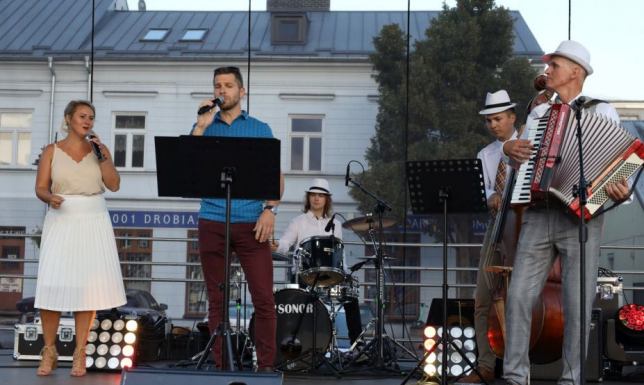 Stowarzyszenie Suwalskie Starszaki we współpracy z Suwalskim Ośrodkiem Kultury