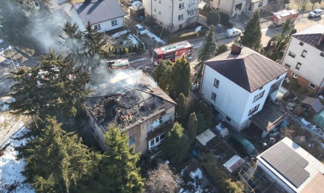 Z budynku ewakuowane zostały cztery osoby