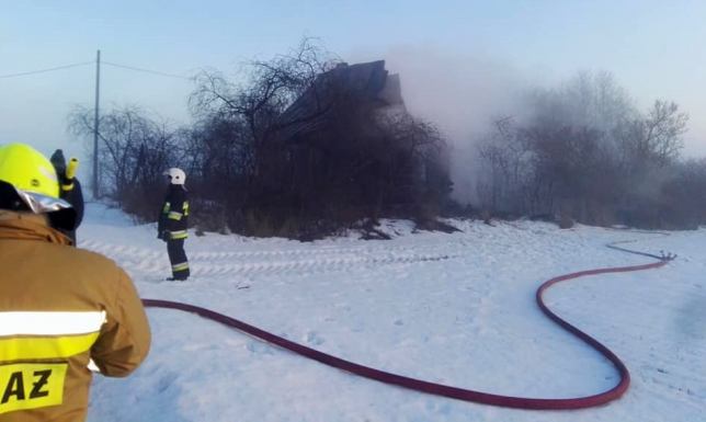 pożar pustostanu w miejscowości Bułkowizna w gminie Bargłów Kościelny