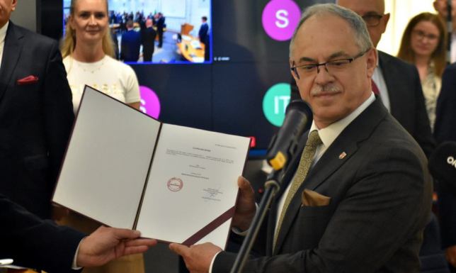 Czesław Renkiewicz w swojej prezentacji nakreślił obraz miasta za 2025 rok