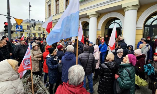 Emocje na obradach. Gorąca dyskusja o Centrum Integracji Cudzoziemców Mieszkańcy protestują w sprawie Centrum Integracji Cudzoziemców