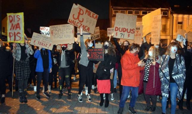 Protest kobiet w Suwałkach