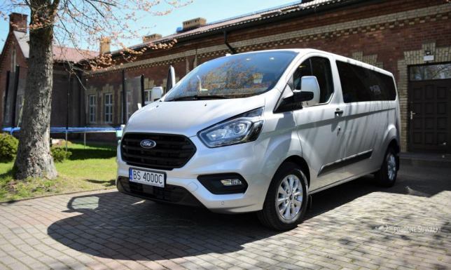 9-osobowy Ford Transit zakupiony ze środków z budżetu miasta