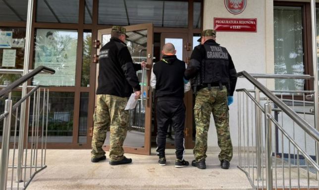 Funkcjonariusze Podlaskiego Oddziału Straży Granicznej zatrzymali obywatela Polski 