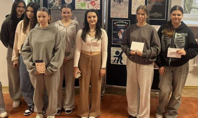 "Przerwij Milczenie" - projekt uczniów Zespołu Szkół nr 4 krok w stronę budowania świadomości na temat przemocy