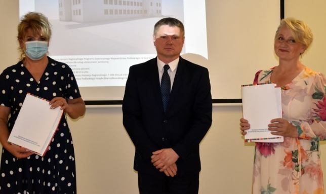 umowa dofinansowującą utworzenie Ośrodka Terapeutycznego w Smolnikach