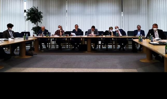 Pięcioprocentowa podwyżka podatków od nieruchomości i środków transportowych