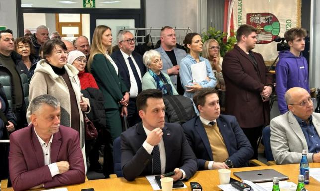 Interpelacja w sprawie przygotowania składanych krzeseł w Ratuszu