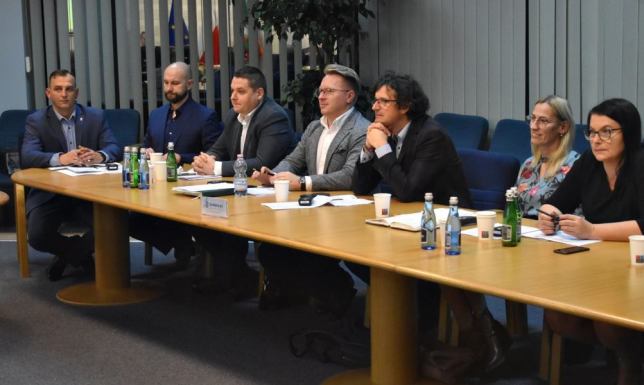 projekt stanowiska w sprawie odstąpienia od utworzenia czwartego Żłobka Miejskiego