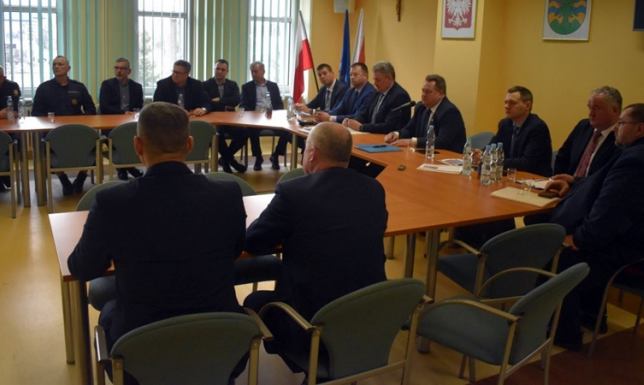 Rail Baltica bezkolizyjnie przez Suwałki. Będzie remont dworca. 