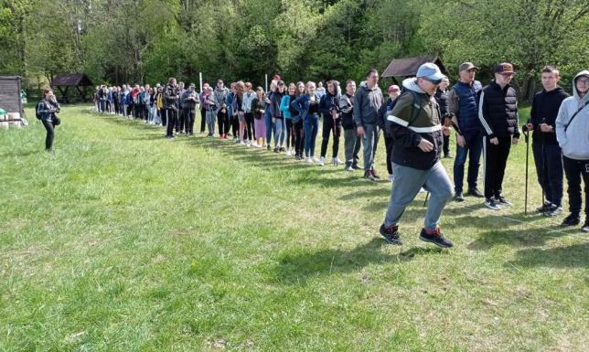 Doskonalili umiejętności w technice poruszania się z kijami nordic walking