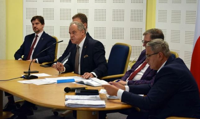 Zespół do przeprowadzenia analizy wydatków budżetowych w poszczególnych jednostkach organizacyjnych