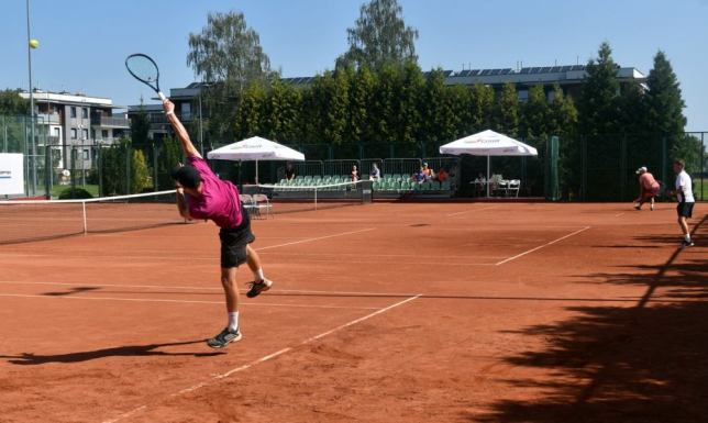 Trwa kolejna edycja amatorskiego turnieju tenisowego