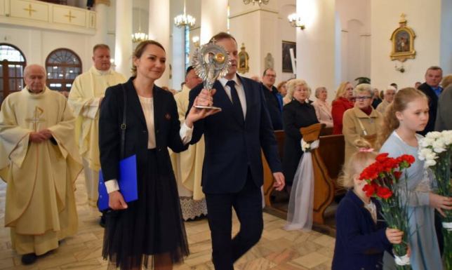 Wprowadzenie relikwii św. Andrzeja Boboli do Konkatedry św. Aleksandra Wprowadzenie relikwie I stopnia – ex ossibus – Świętego Andrzeja Boboli