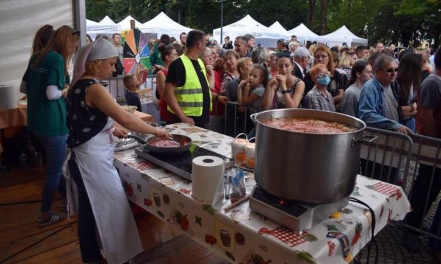 Międzynarodowy Konkurs Kulinarny “Sąsiedzi przy stole”