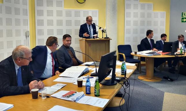 podwyżki stawek podatków od nieruchomości oraz środków transportowych