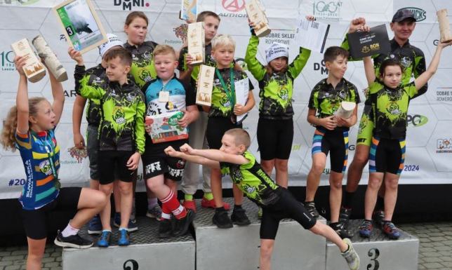 Kolarze zakończyli sezon Maratonów Kresowych 12 miejsc na podium w klasyfikacji generalnej Maratonów Kresowych 2024