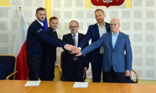 Chcą zachęcić młodzież do uprawiania sportu