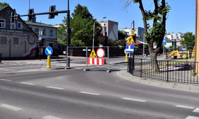 całkowicie zamknięty został fragment ulicy Sikorskiego w Suwałkach