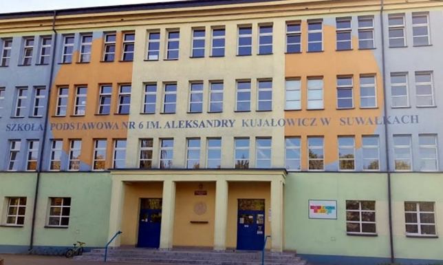 Uczennica suwalskiej szkoły zakażona koronawirusem