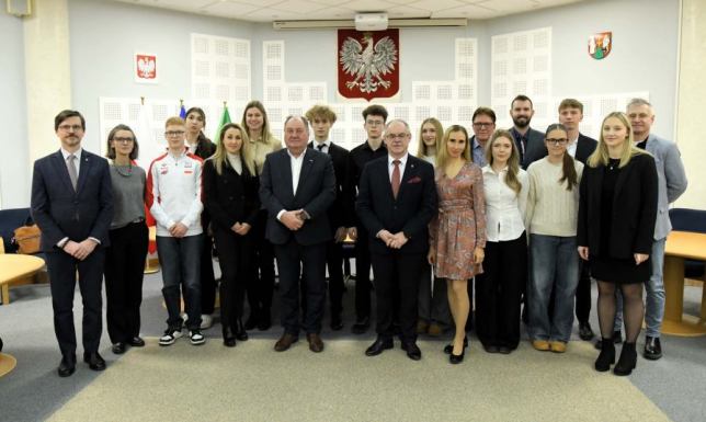 złożenia gratulacji oraz podziękowań za promocję Miasta