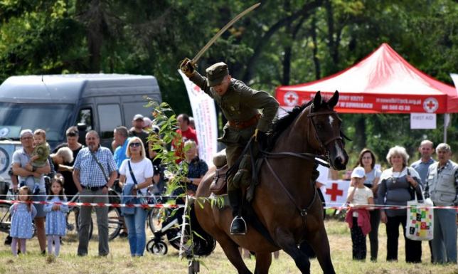Zawody sprawności kawaleryjskiej oraz pokaz historyczny