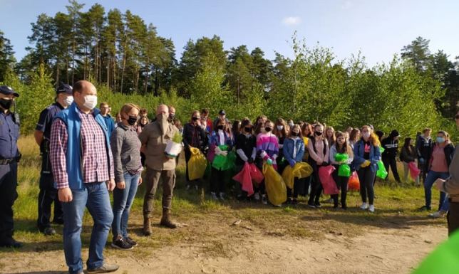Akcja sprzątania świata