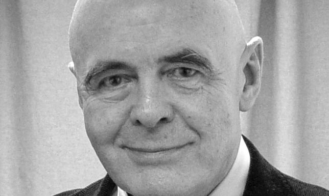 Zmarł Stanisław Tym Zmarł Stanisław Tym. Nie żyje wybitny aktor i reżyser