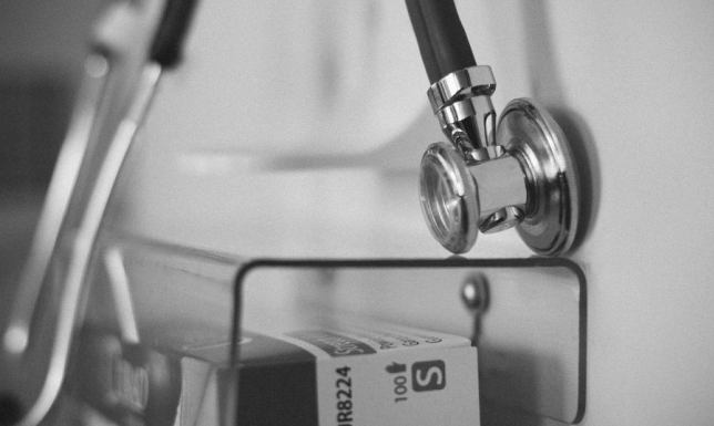 Raportowanie zdarzeń medycznych – czym jest?