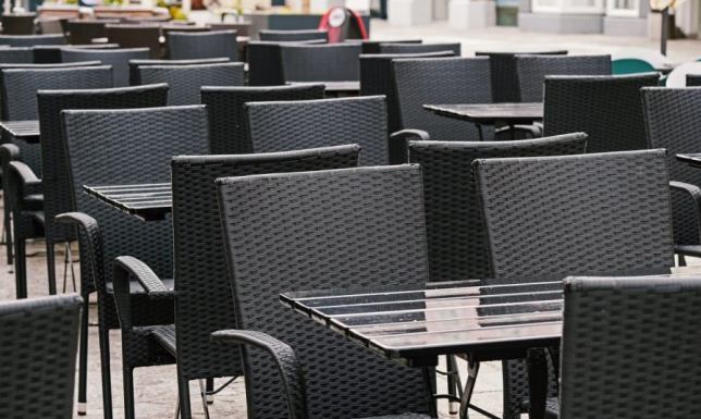 Suwalski okrągły stół - debata nad pomocą dla branży gastronomicznej pomoc dla restauracji w Suwałkach