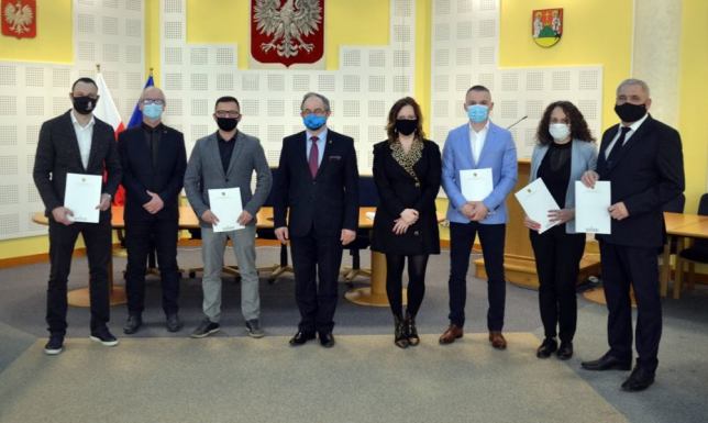 stypendia i nagrody Miasta Suwałki w kat. „zawodnik”, „trener” i „inna osoba fizyczna”