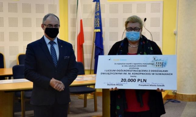 Stypendia Prezydenta Suwałk dla uczniów