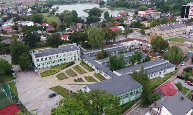 Rosyjski samolot nad Suwałkami  samolot rosyjskich linii przeleciał przez polską przestrzeń powietrzną