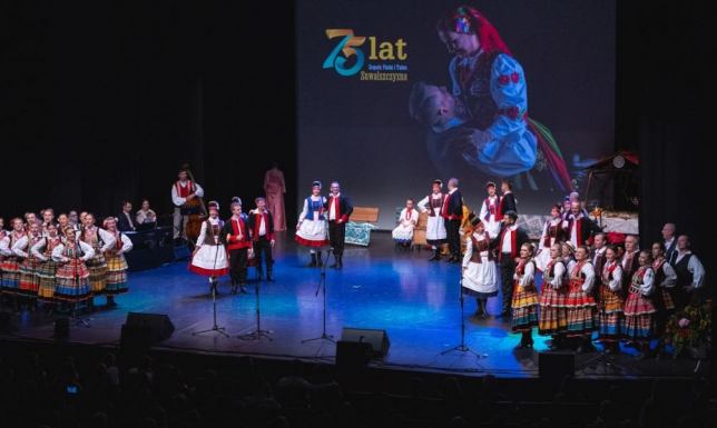  jubileuszowy koncert z okazji 75-lecia Zespołu
