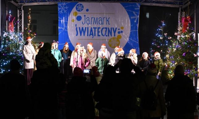 Oficjalne otwarcie Jarmarku Świątecznego z udziałem władz Suwałk