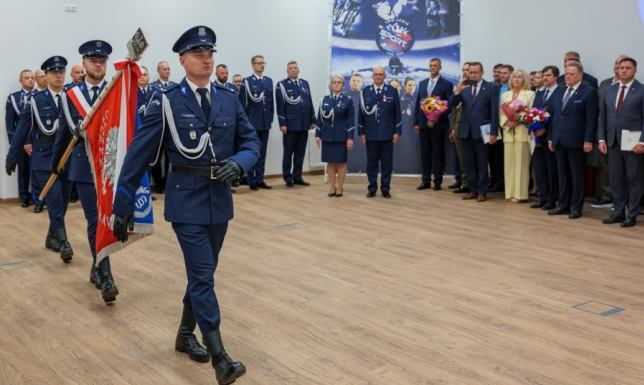 Funkcjonariusze otrzymali awanse na wyższe stopnie służbowe