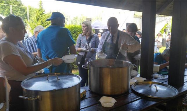 w ogrodach Klasztoru w Wigrach odbyło się Święto Siei