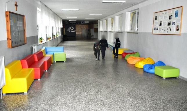 przeszkolenie kadry szkół i placówek pod kątem zachowania w sytuacjach zagrożenia