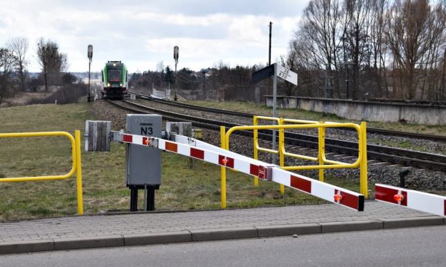Niedostosowany rozkład jazdy miejskich autobusów do połączeń kolejowych