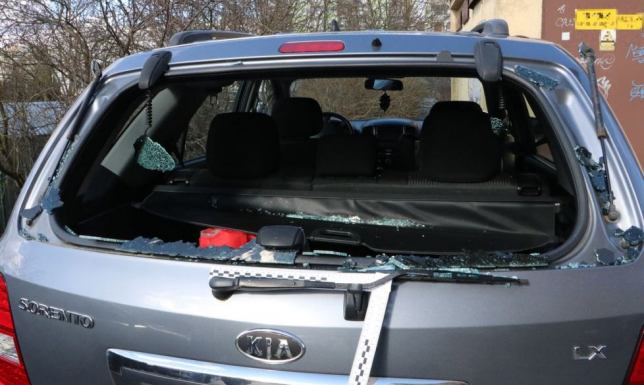 Zarzut zniszczenia mienia o charakterze chuligańskim