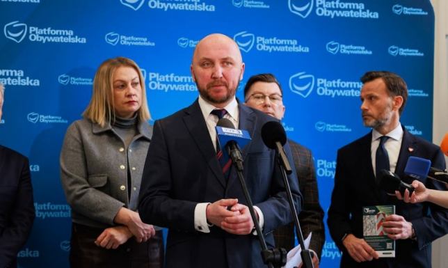 rezolucja dotyczącą wzmocnienia obronności Europy