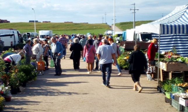 Od soboty targowisko w Suwałkach otwarte
