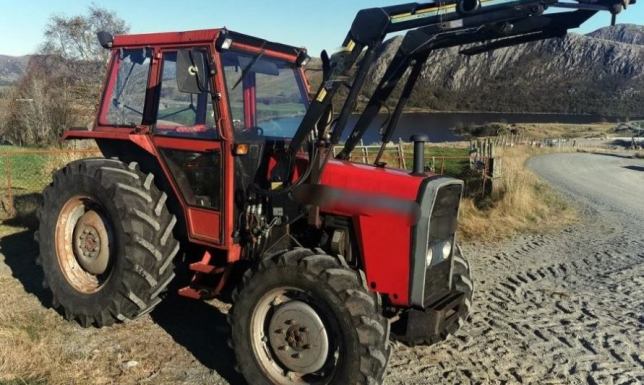 Chciał kupić ciągnik z Francji, stracił 15 tysięcy złotych