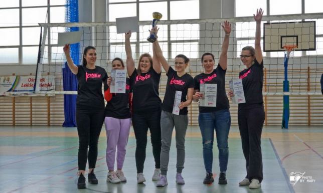 Do rywalizacji przystąpiły cztery żeńskie drużyny z Suwałk. 