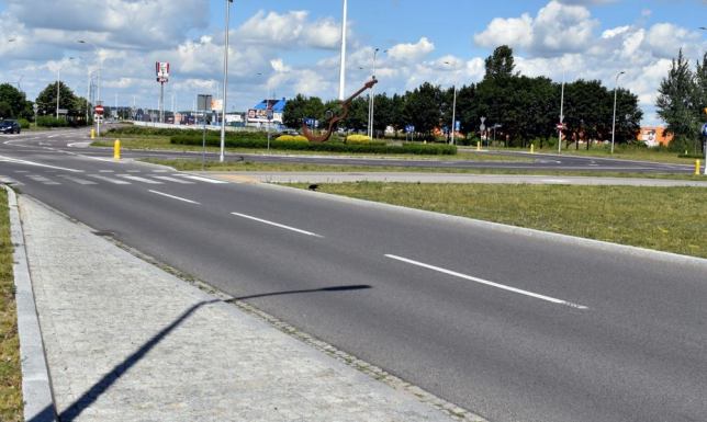 rondo u zbiegu ulic Pułaskiego, Armii Krajowej i Rotmistrza Witolda Pileckiego