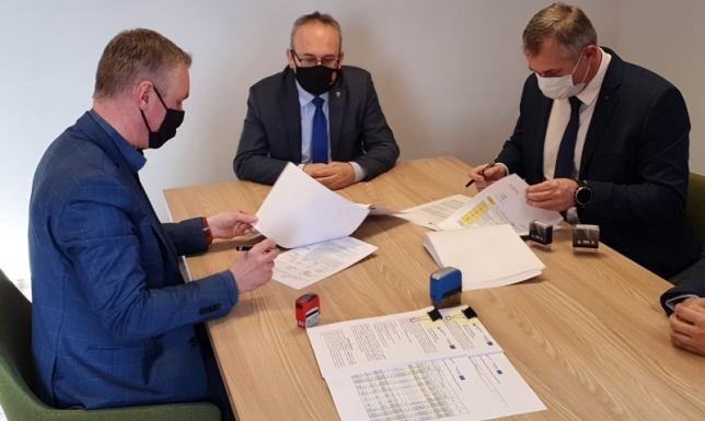 Umowa na budowę kotłowni bazującej na produkcji energii ze spalania biomasy