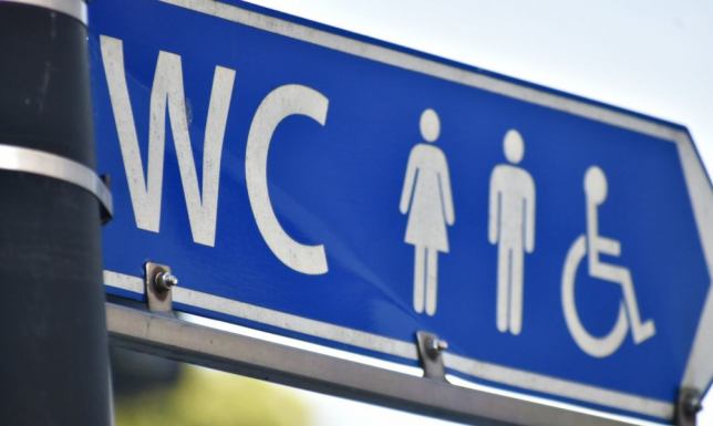 W Suwałkach widoczny i dotkliwy jest brak odpowiedniej liczby toalet publicznych