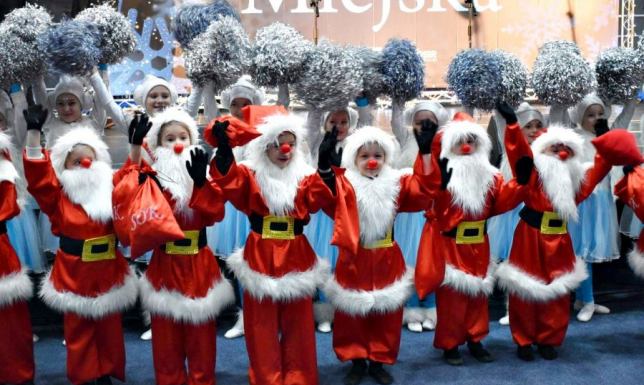 Oficjalne otwarcie Jarmarku Świątecznego na placu Marii Konopnickiej