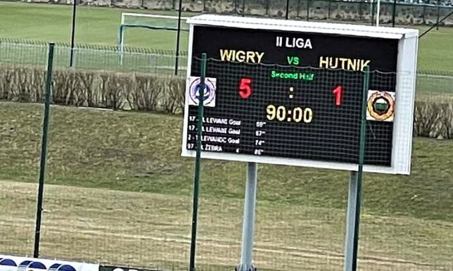 Wigry Suwałki - Hutnik Kraków 5:1